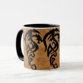 Mythischer Stammesdrache, Jahr des Drachendesigns Tasse (Vorderseite Links)
