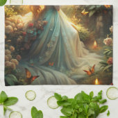 Mythisches Mädchen im Wald Geschirrtuch (Gefaltet)