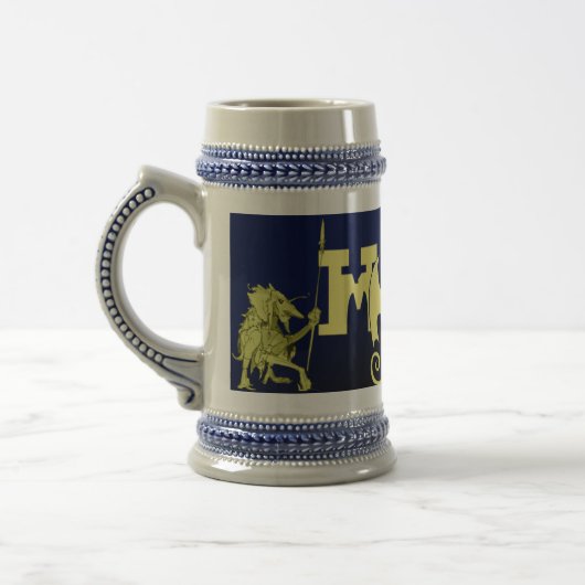 Mythos Stein Bierglas (Links)
