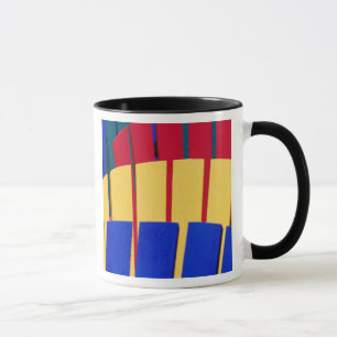 N.A. Kanada, Nova Scotia, Bridgewater. Bunt Tasse