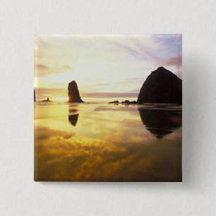 N.A., USA, Oregon, Cannon Beach Sonnenuntergang mi Button