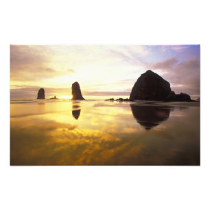 N.A., USA, Oregon, Cannon Beach Sonnenuntergang mi Fotodruck