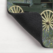 N.A., USA, Texas, Devine, alter Lastwagen und Mousepad (Ecke)