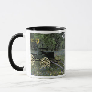N.A., USA, Texas, Devine, Alter Wagen und Tasse