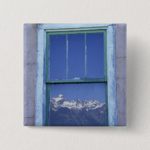 N.A., USA, Wyoming, Grand Teton National Park, 2 Button