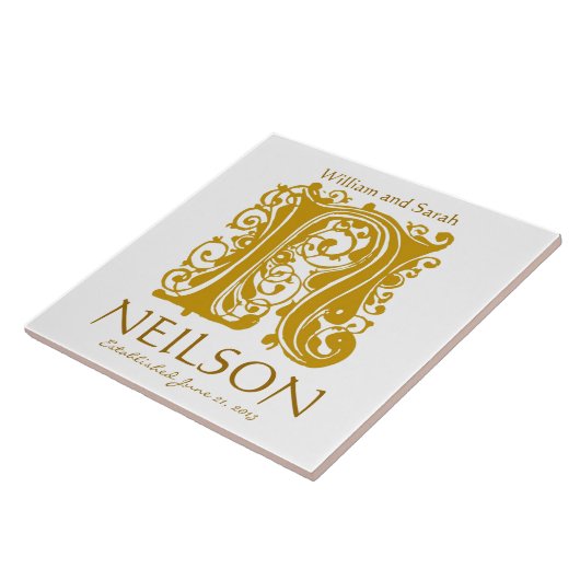 N Gold Monogram on White - Names Wedding Date Tile Fliese (Seite)