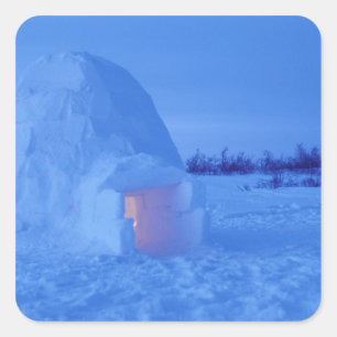 NA, Kanada, Manitoba, Churchill. Arktischer Iglu Quadratischer Aufkleber