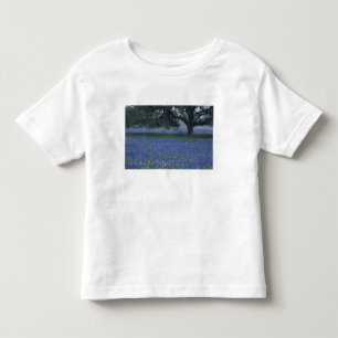 NA, Texas, Devine, Eiche und blaue Bonnetts Kleinkind T-shirt