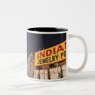 NA, USA, Arizona, Lupton Yellowhorse Indianer Zweifarbige Tasse