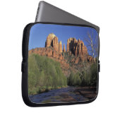 NA, USA, Arizona, Sedona. Domstein und Eiche Laptopschutzhülle (Vorne Rechts)