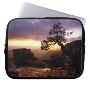 NA, USA, Arizona, Tucson, Sonnenuntergang und eins Laptopschutzhülle