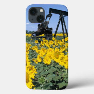 Na, USA, Colorado, Sonnenblumen, Ölbohrturm iPhone 13 Hülle