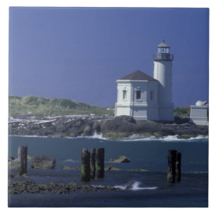 NA, USA, Oregon, Bandon, Coquille Lighthouse Fliese