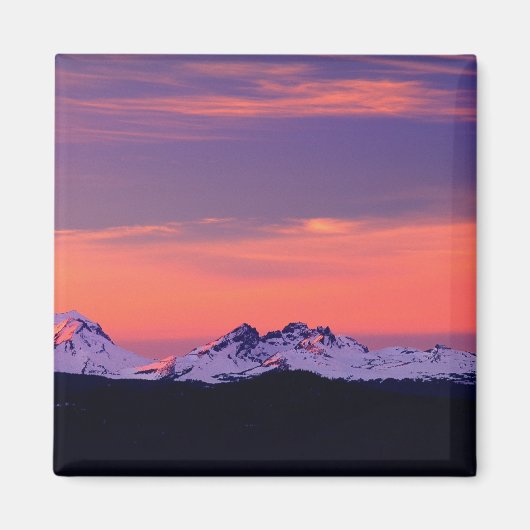 NA, USA, Oregon, The Three Sisters Mountains Magnet (Vorne)