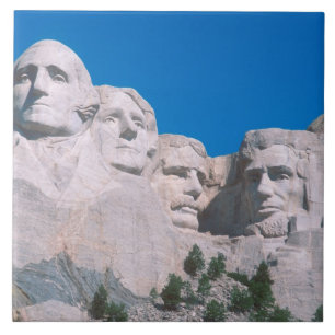 NA, USA, SD, Mount Rushmore. Fliese