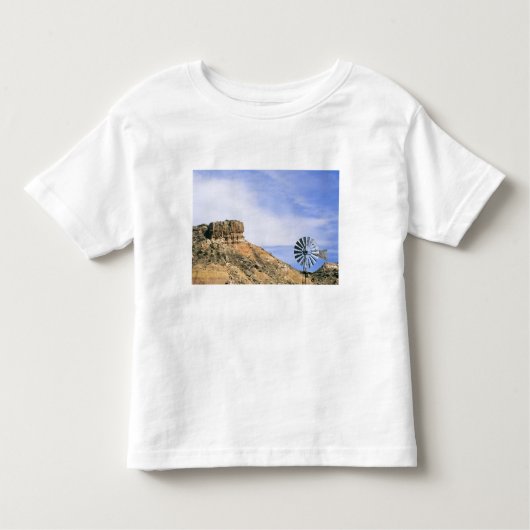 NA, USA, Texas Windmill und Klippen von Palo Duro Kleinkind T-shirt (Vorderseite)