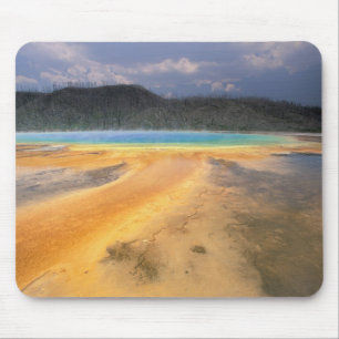 NA, USA, Wyoming, Yellowstone NP, Grand Mousepad