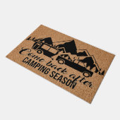 Nach der Camping-Saison kommen Fußmatte (Schrägansicht)