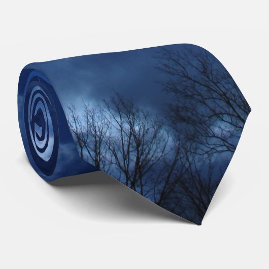 Nach der Krawatte des Sturms (Gerollt)