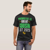 Nach Großem Cousin 2025 gefördert T-Shirt (Vorne ganz)
