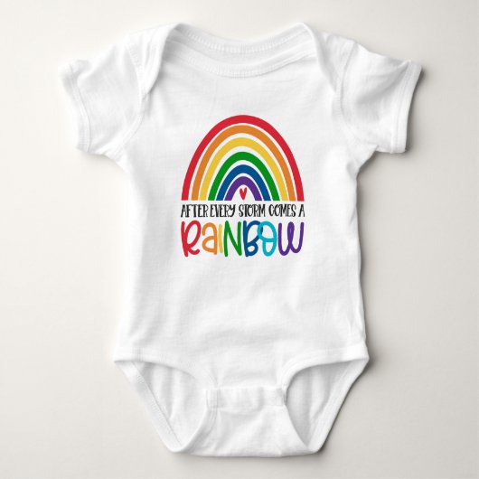 Nach jedem Sturm kommt ein Regenbogen - Kinderverl Baby Strampler (Vorderseite)