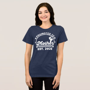 Nach Mutter Osten befördert. 2025 - Junge Mutter S Tri-Blend Shirt