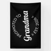 Nach Oma Est befördert. 2026 Banner (Vertikal)