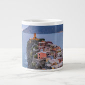 Nach Sonnenuntergang| Vernazza, Cinque Terre, Ital Jumbo-Tasse (Vorderseite)