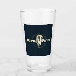 Nach unten durch Zehn-Pint-Glas Glas