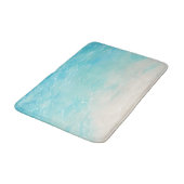 Nachahmung des Strandsandes unter klarem Wasser im Badematte (Schrägansicht)