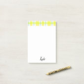 Nachhinweise gelb Kariert Post-it Klebezettel (Auf Schreibtisch)