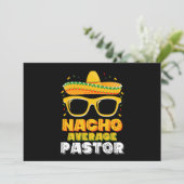 Nacho Average Pastor Cinco de Mayo Einladung (Stehend Vorderseite)