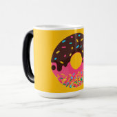 Nachspeise, Regenbogen-Sprinkle-Donut, Doughnut Verwandlungstasse (Vorderseite Links)