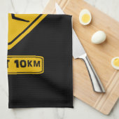 nächste 10 km Kängurus Geschirrtuch (Viertel Falte)