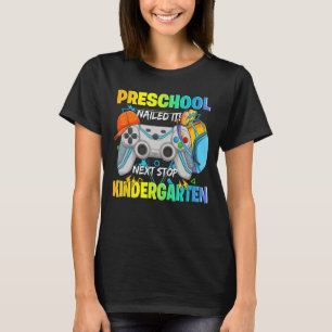 Nächste Haltestelle Kindergarten Pre K nagelte es T-Shirt