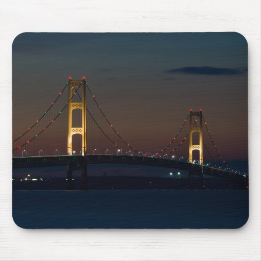 Nacht an der Mackinac-Brücke Mousepad (Vorne)