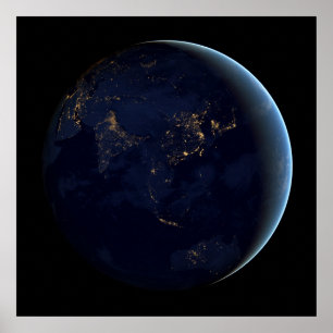 Nacht beleuchtet die Erdstadt in Asien und Austral Poster