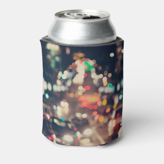 Nacht Stadt: Retro verschwommenes Licht. Dosenkühler (Kanne Rückseite)