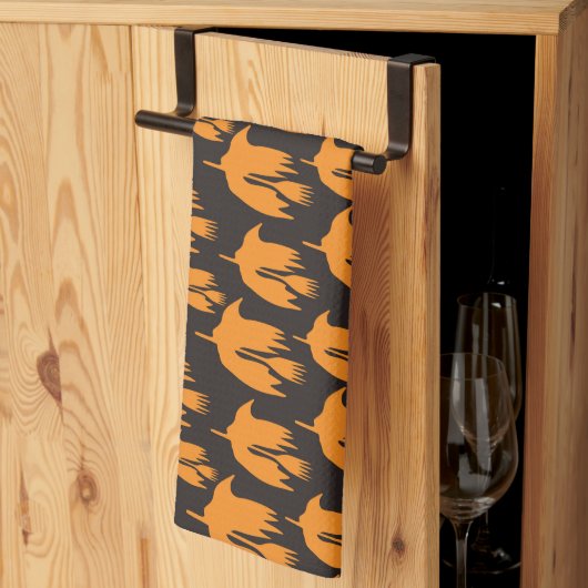 Nachtaufenthaltsreise - nahtloses Halloween-Muster Geschirrtuch (Drittel gefaltet)