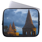 Nachtblick auf das Fischerviertel, Castle Hil Laptopschutzhülle (Vorderseite)