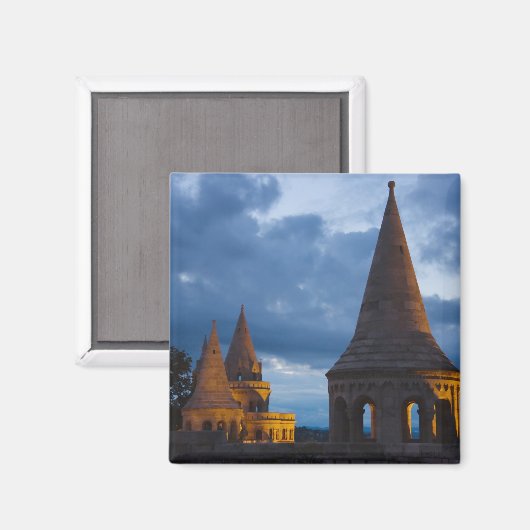 Nachtblick auf das Fischerviertel, Castle Hil Magnet (Vorderseite/Rückseite)