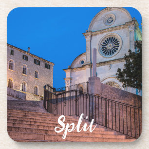 Nachtblick auf Treppe und Kirche in Split, Kroatie Getränkeuntersetzer