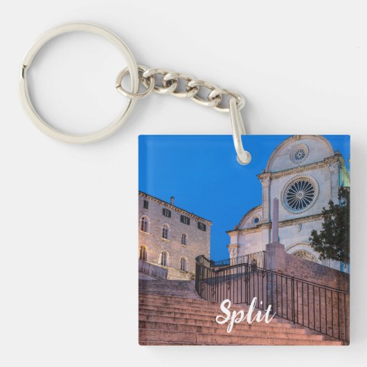 Nachtblick auf Treppe und Kirche in Split, Kroatie Schlüsselanhänger (Vorderseite)