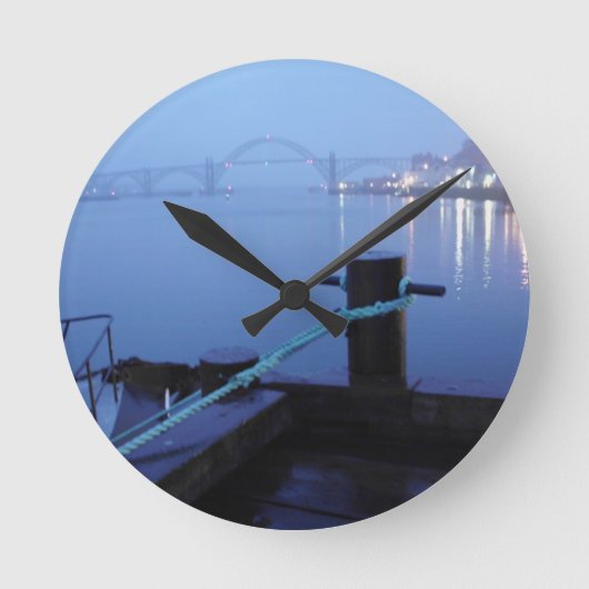 Nachtbrücke Runde Wanduhr (Vorderseite)
