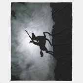 Nachtfall Triumph: Ritter in Nebel Fleecedecke (Vorderseite)