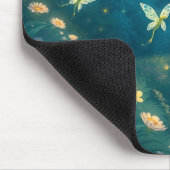 Nachtgarten mit Blume und Kaminen Mousepad (Ecke)