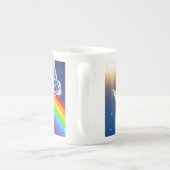 Nachthimmel, zwei Vögel, Schmetterlinge und ein Re Porzellantasse (Rückseite)