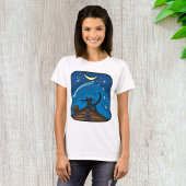 Nachtkatze auf einem Dach T-Shirt