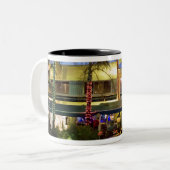 Nachtleben am Ocean Drive, South Beach, Miami Zweifarbige Tasse (Vorderseite Links)
