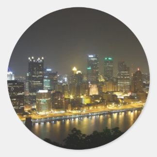 Nachts Pittsburgh Runder Aufkleber